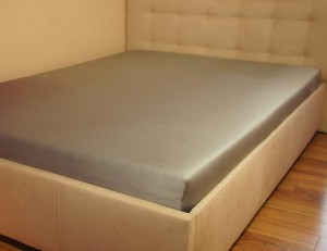 Prześcieradło satyna bawełniana z gumką Szary (61) 160x200