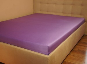 Prześcieradło satyna bawełniana z gumką Fiolet (59) 180x200